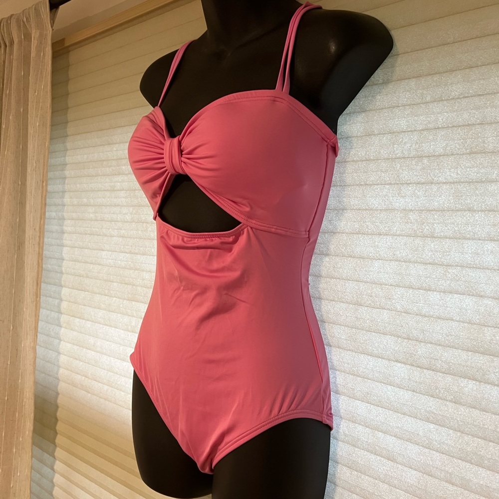Kate Spade Size M One Piece Swimsuit NWT